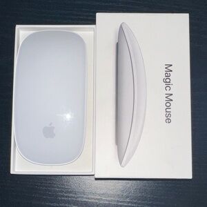 Apple Magic Mouse 2 - Sleek Silver